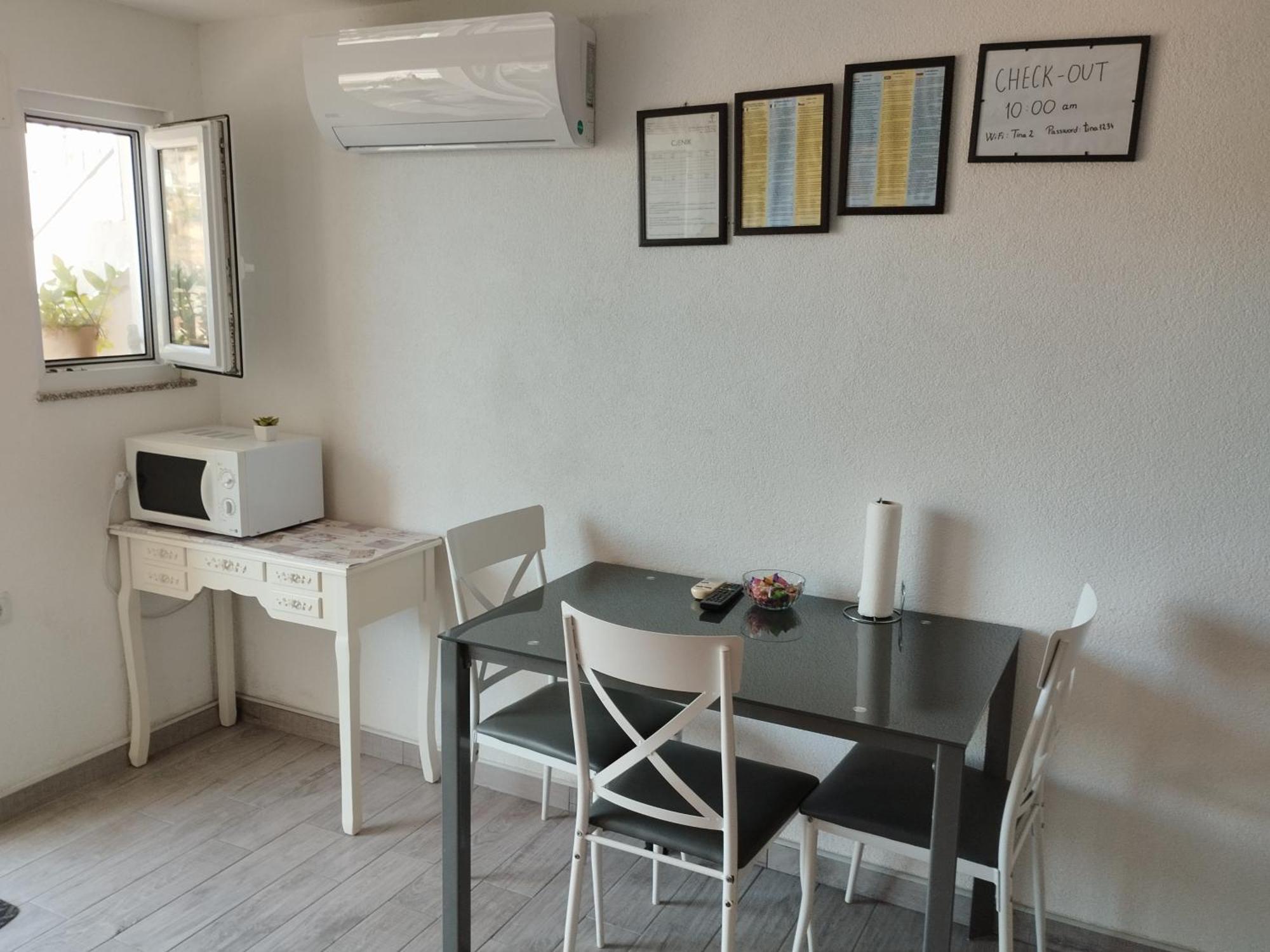 Apartment Tina Trogir Oda fotoğraf